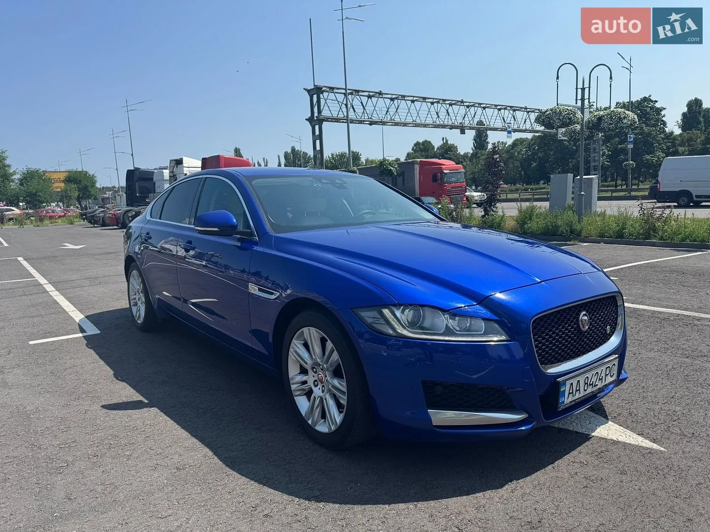 2016 Jaguar XF - фото 1