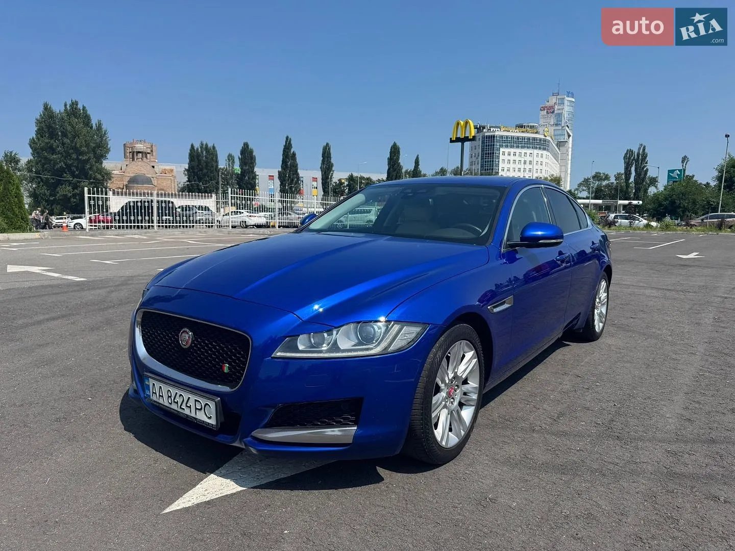 2016 Jaguar XF - мініатюра 16