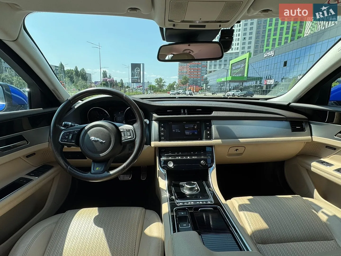 2016 Jaguar XF - мініатюра 13