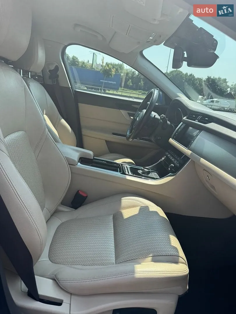 2016 Jaguar XF - мініатюра 25