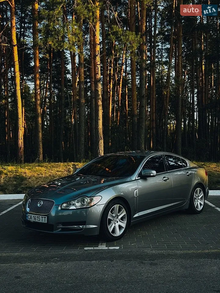 2010 Jaguar XF - мініатюра 26