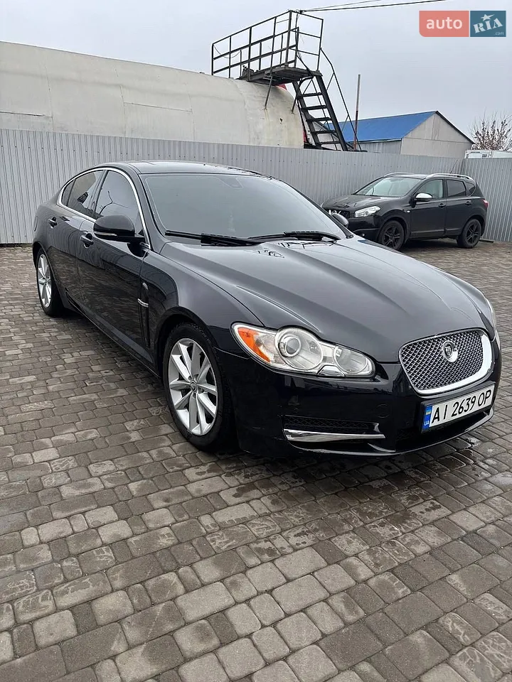 2010 Jaguar XF - мініатюра 31