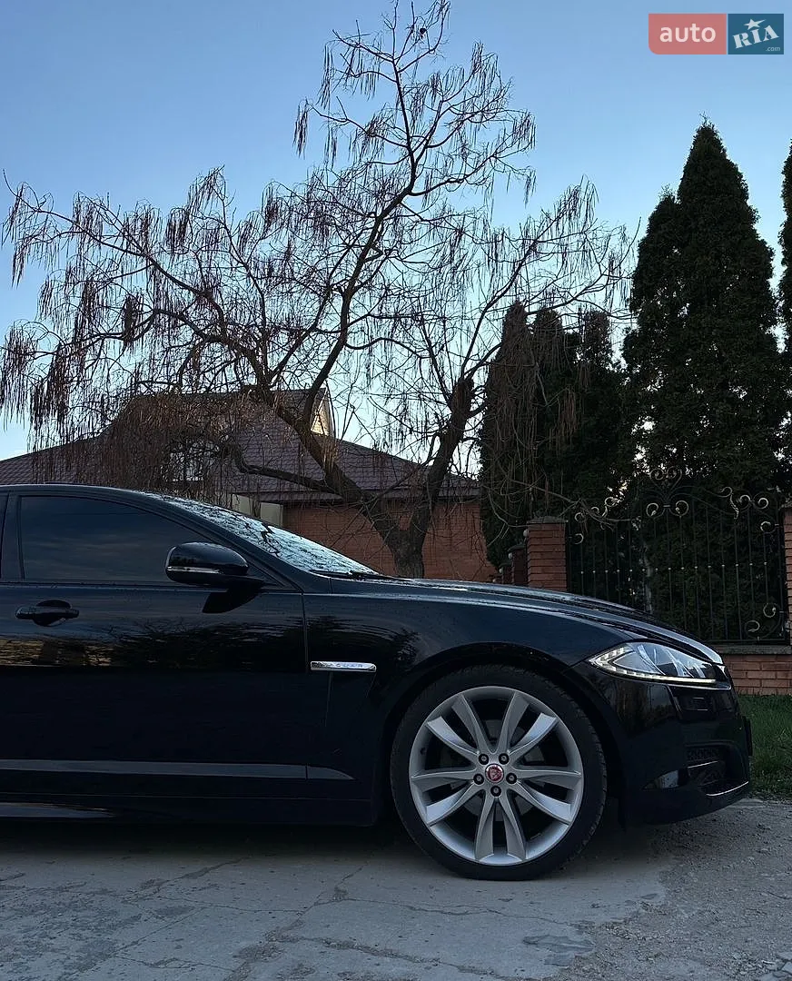 2014 Jaguar XF - мініатюра 2