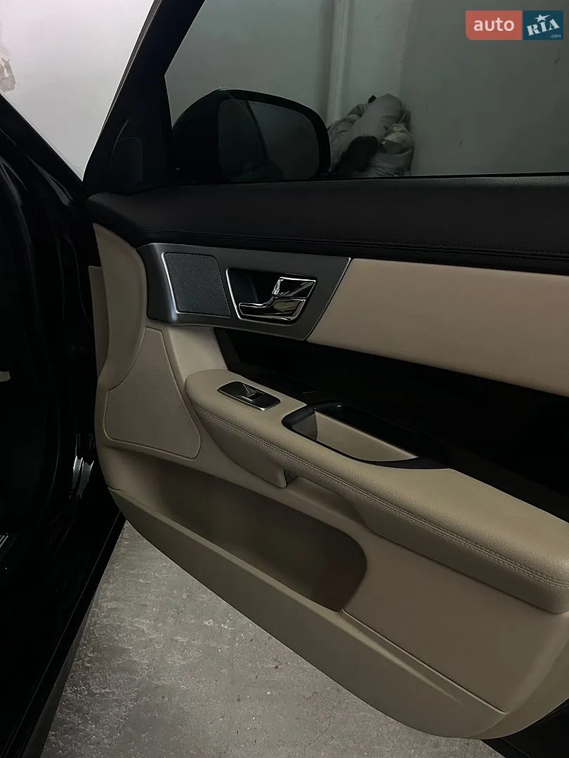 2014 Jaguar XF - мініатюра 17