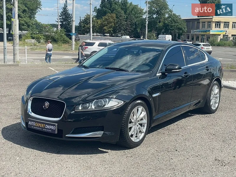 Jaguar XF 2013