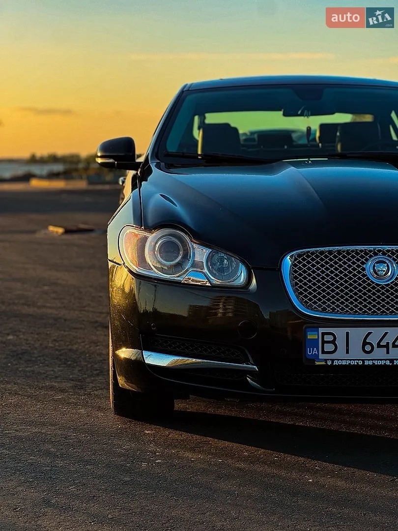 2010 Jaguar XF - мініатюра 6