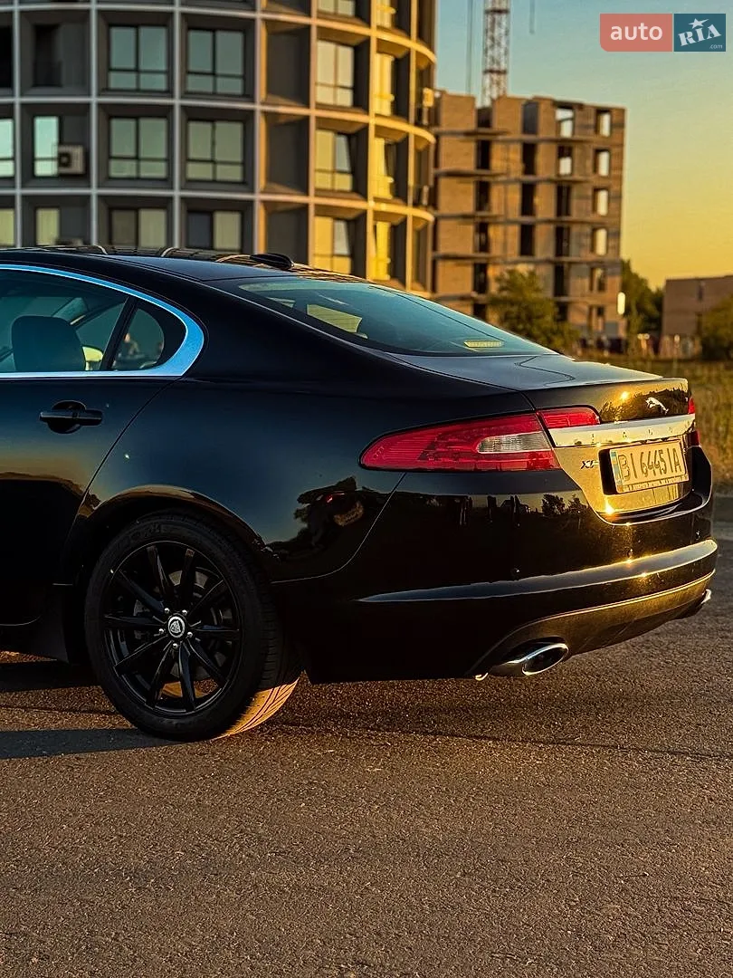 2010 Jaguar XF - мініатюра 9