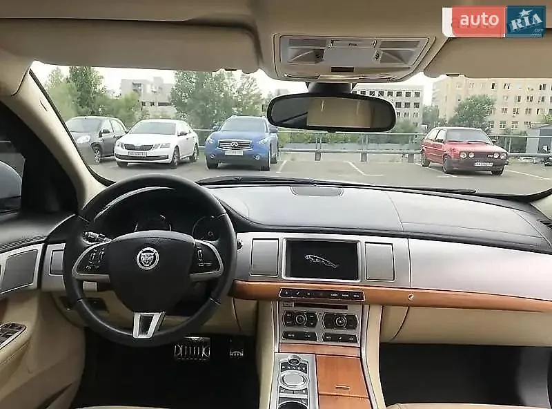 2012 Jaguar XF - мініатюра 15