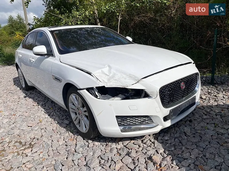 Jaguar XF 2016