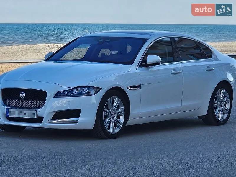Jaguar XF 2016