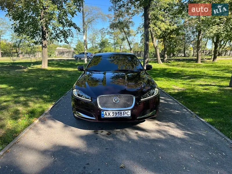 Jaguar XF 2012