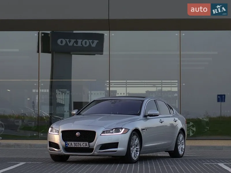 Jaguar XF 2015
