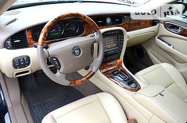 Седан Jaguar XJ 2006 в Киеве