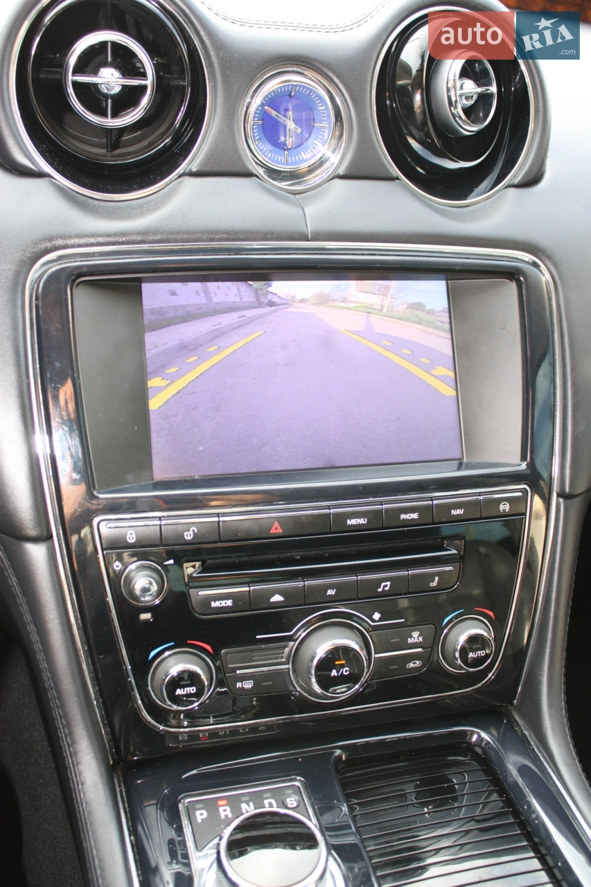 2012 Jaguar XJ - мініатюра 23