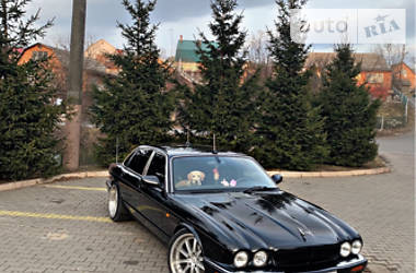 Седан Jaguar XJ 1999 в Хмельницькому