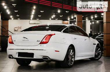 Седан Jaguar XJ 2013 в Белой Церкви