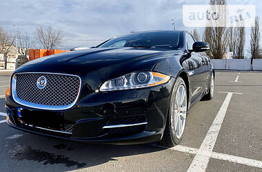 Седан Jaguar XJ 2014 в Киеве