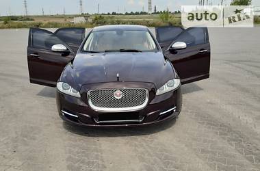 Седан Jaguar XJ 2010 в Луцке