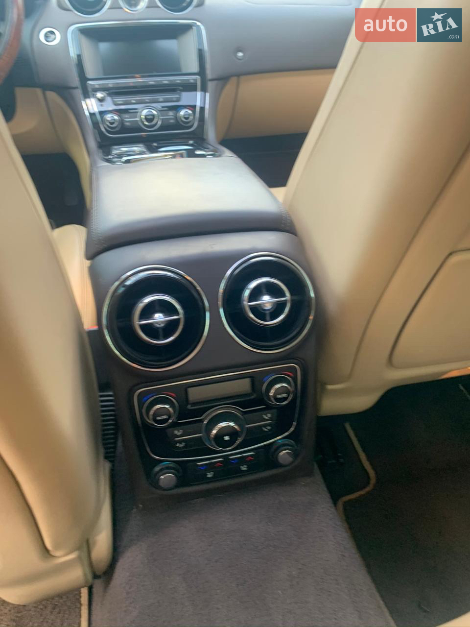 2014 Jaguar XJ - мініатюра 5