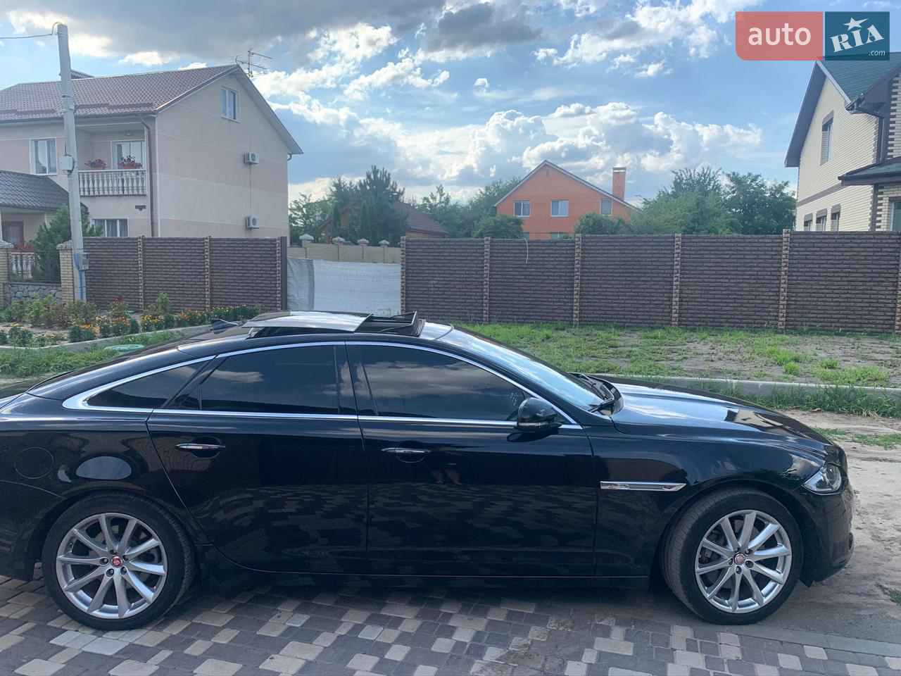 2014 Jaguar XJ - мініатюра 13