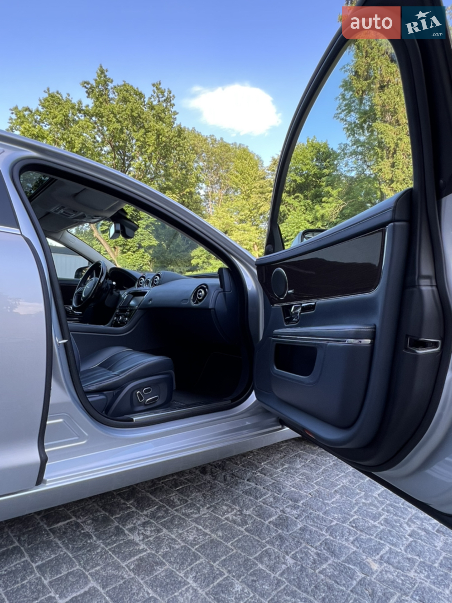 2013 Jaguar XJ - мініатюра 12
