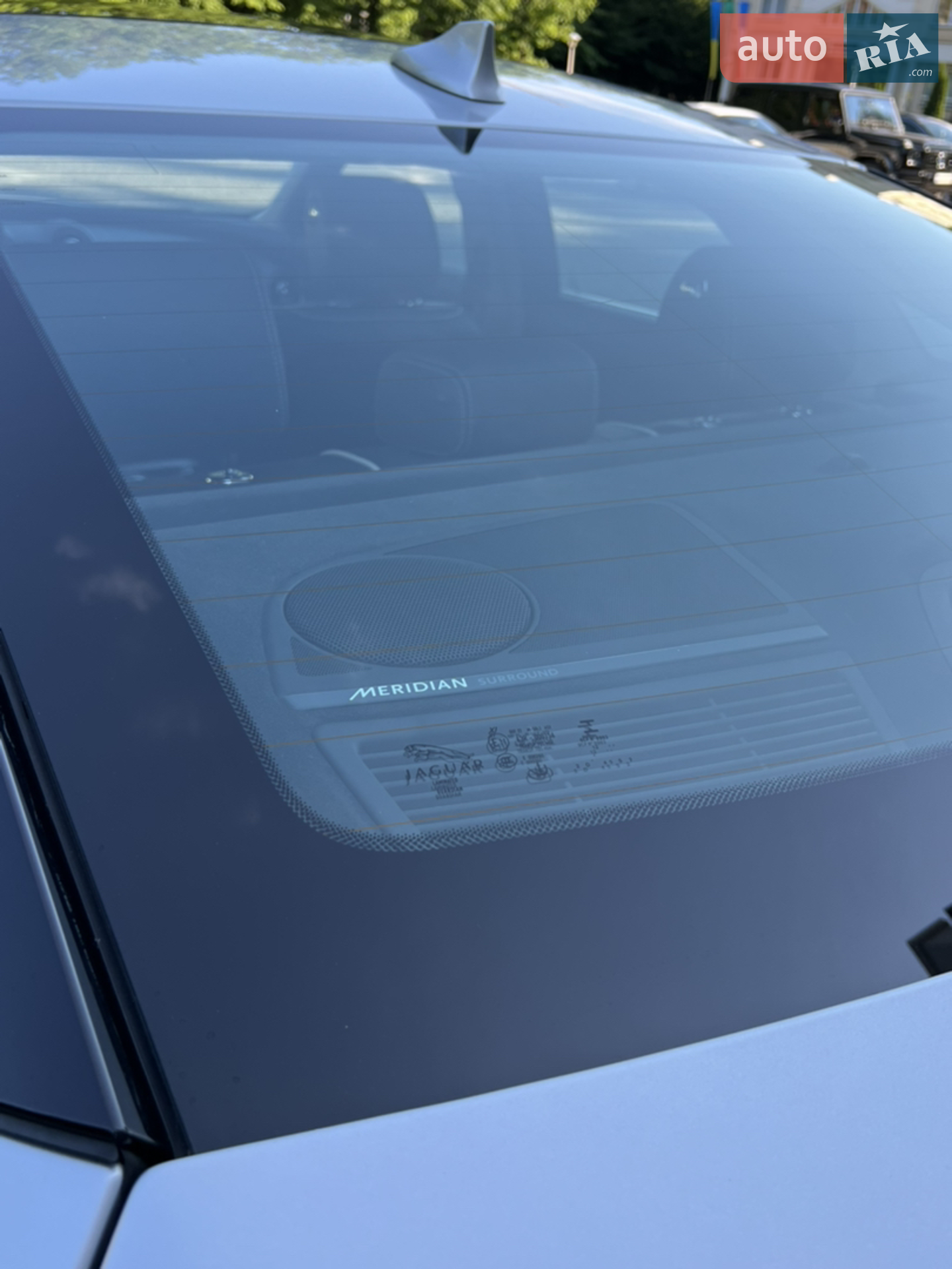 2013 Jaguar XJ - мініатюра 19