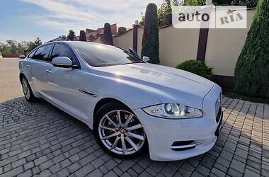 Седан Jaguar XJ 2015 в Запоріжжі