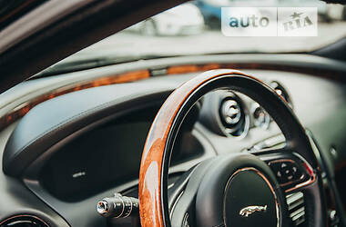 Седан Jaguar XJ 2013 в Киеве