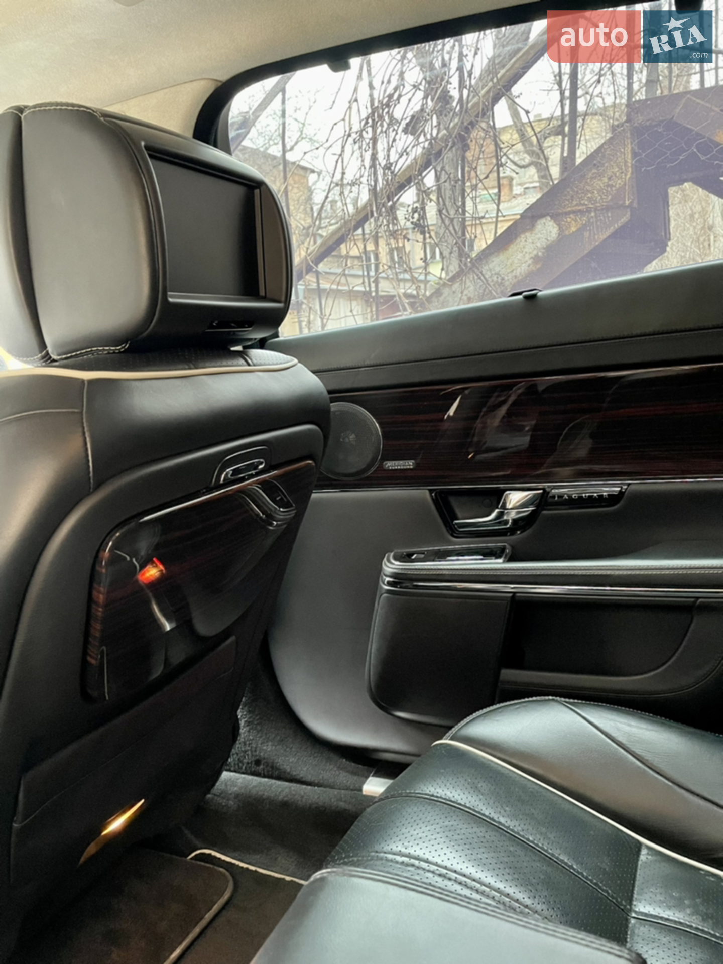 2013 Jaguar XJ - мініатюра 7