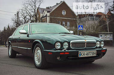 Седан Jaguar XJ 1998 в Киеве