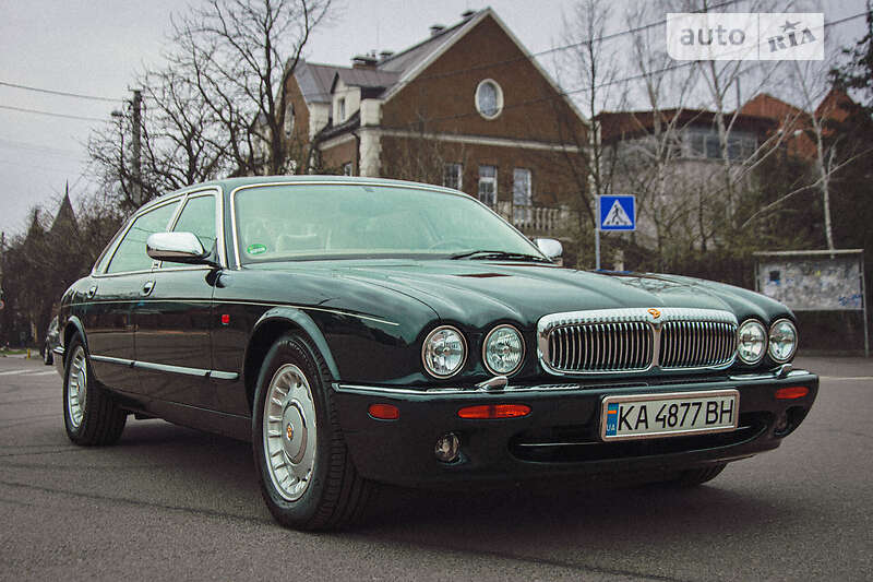 Седан Jaguar XJ 1998 в Києві