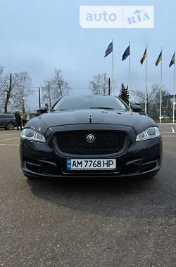 Седан Jaguar XJ 2014 в Києві