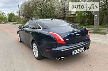 Седан Jaguar XJ 2013 в Чернігові