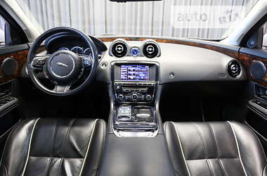 Седан Jaguar XJ 2012 в Києві