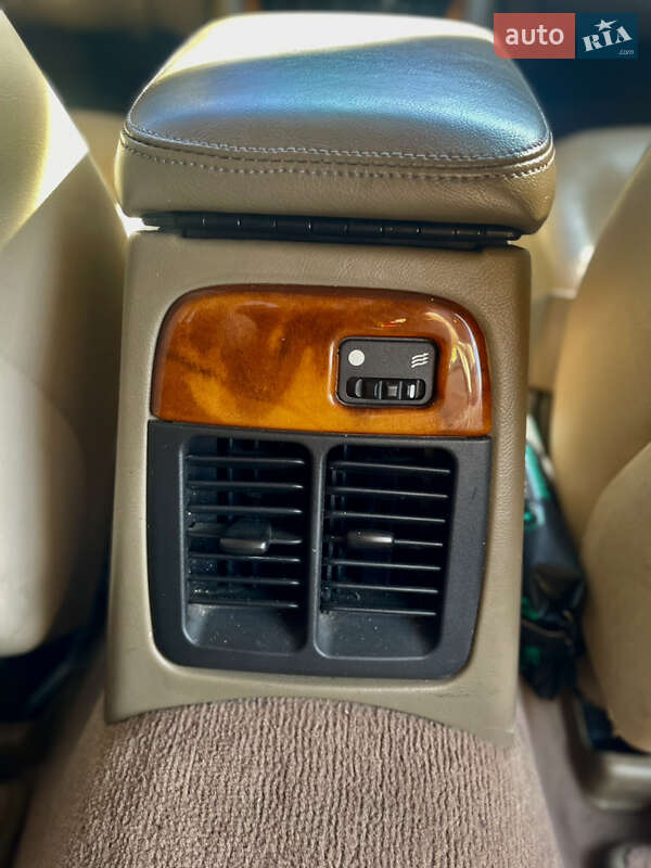 Седан Jaguar XJ 1999 в Кам'янському