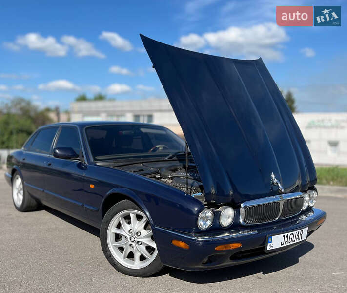 Седан Jaguar XJ 1999 в Кам'янському