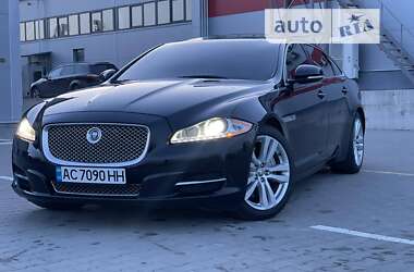 Седан Jaguar XJ 2013 в Нововолинську