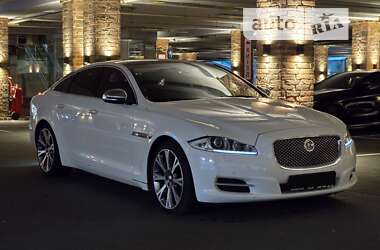 Седан Jaguar XJ 2011 в Одесі