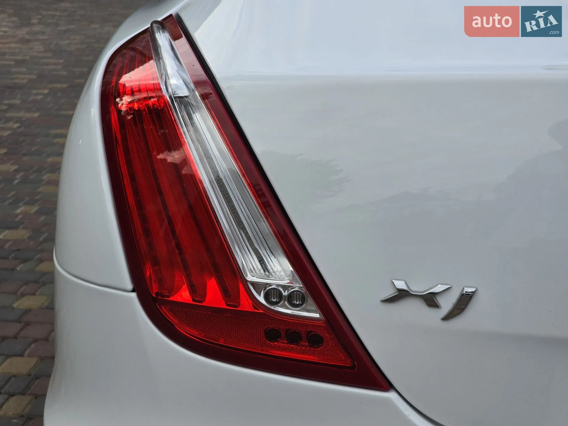 2011 Jaguar XJ - мініатюра 31