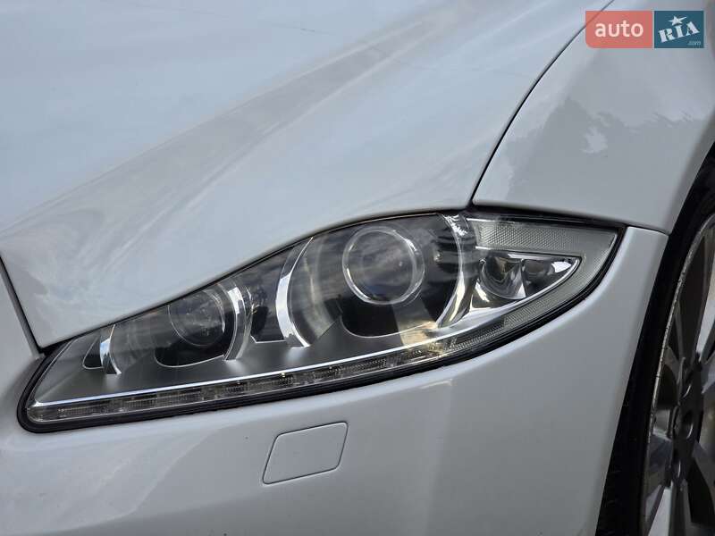 Седан Jaguar XJ 2011 в Одессе