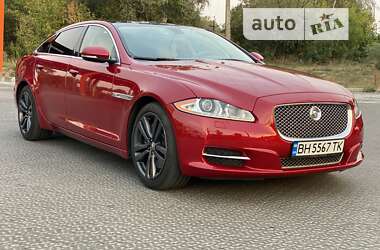 Седан Jaguar XJ 2013 в Полтаві