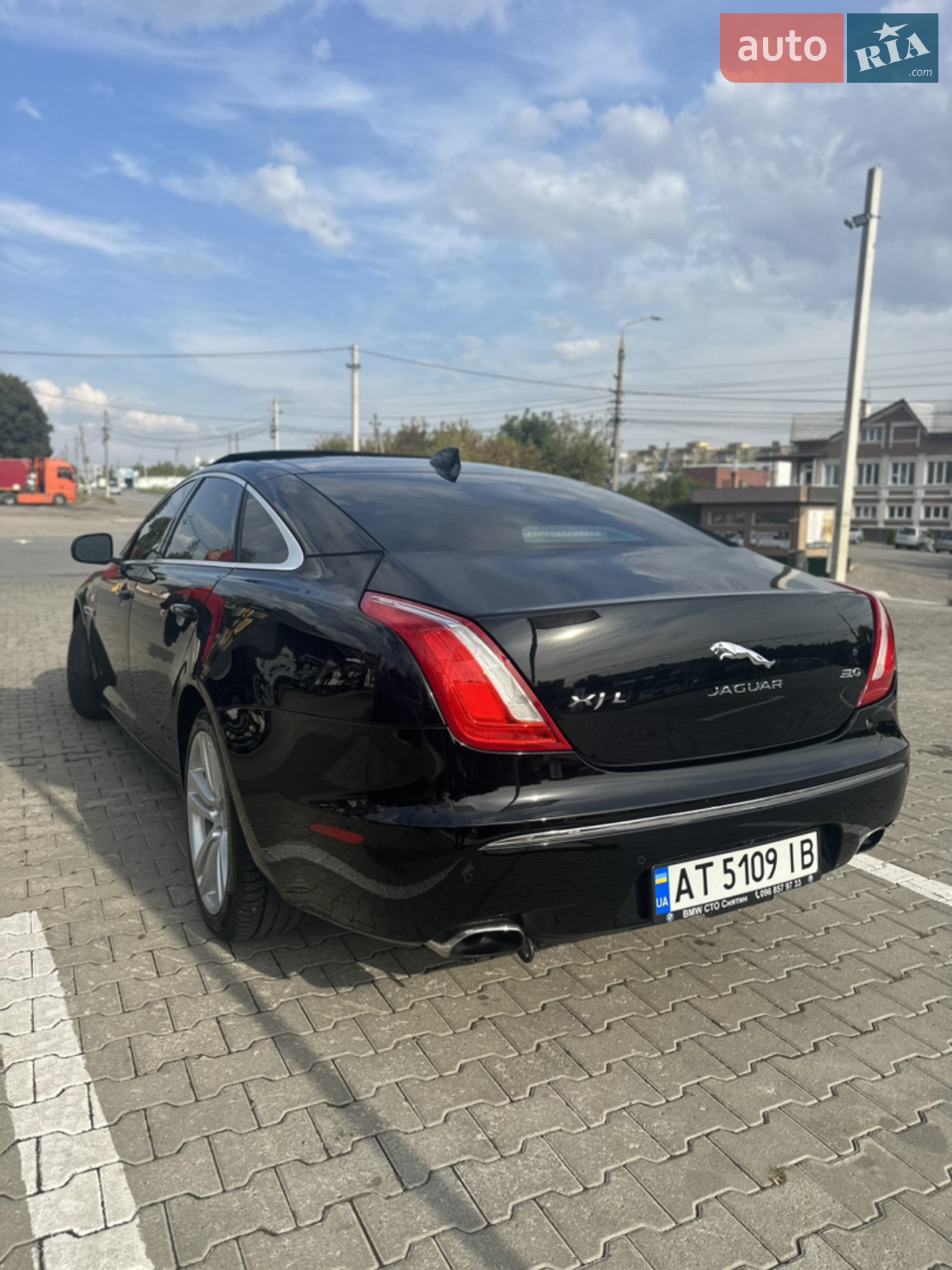 2014 Jaguar XJ - мініатюра 4