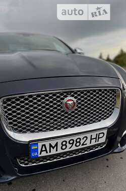 Седан Jaguar XJ 2015 в Барановке