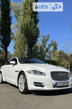 Седан Jaguar XJ 2013 в Києві