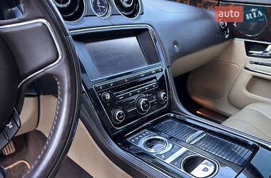 Седан Jaguar XJ 2011 в Тернополе