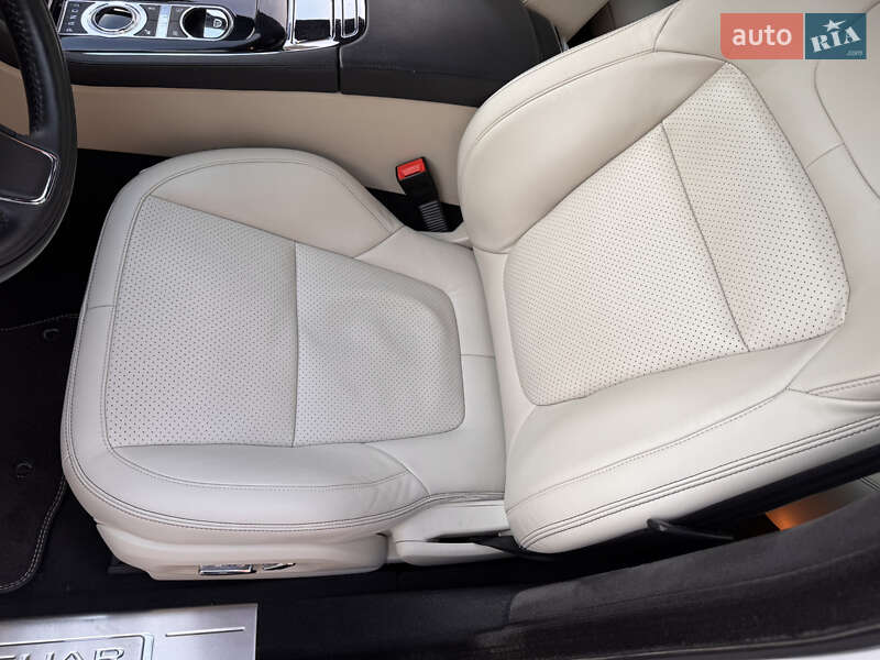 Седан Jaguar XJ 2015 в Киеве