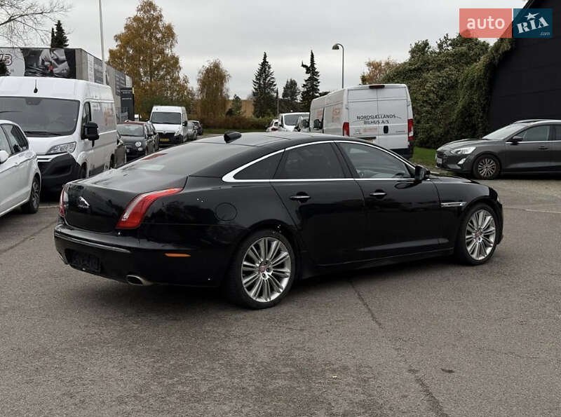 Седан Jaguar XJ 2010 в Житомире