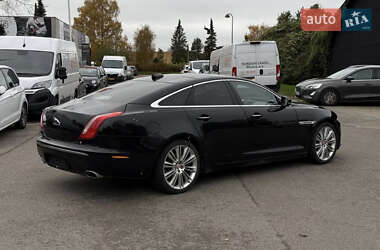 Седан Jaguar XJ 2010 в 