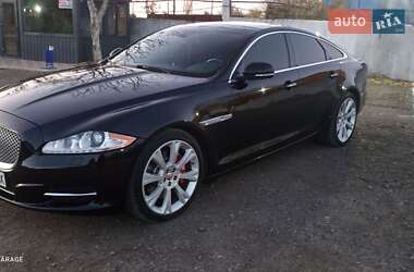 Седан Jaguar XJ 2014 в  фото 7 Седан Jaguar XJ 2014 в