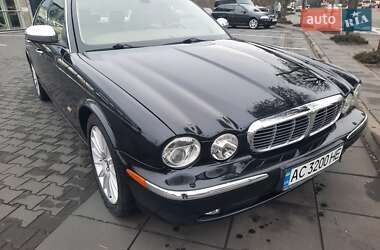 Седан Jaguar XJ 2005 в Луцке
